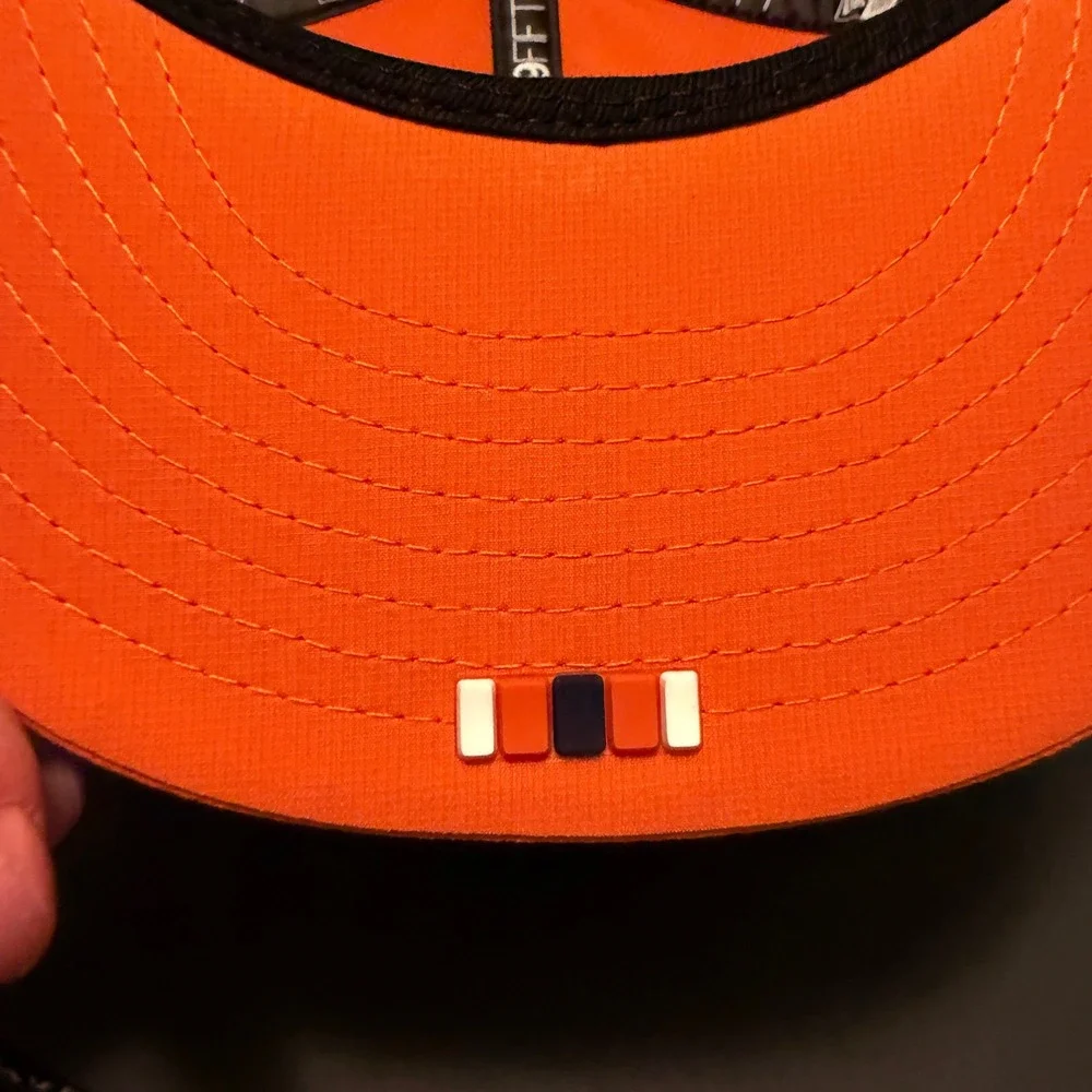 New Era Denver Broncos Hat Men 7 3/8 Orange New 2025 NFL Sideline 59FIFTY Fitted